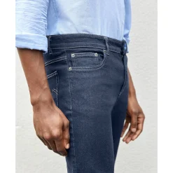 Authentieke jeans in recht model - binnenpijplengte 82 cm