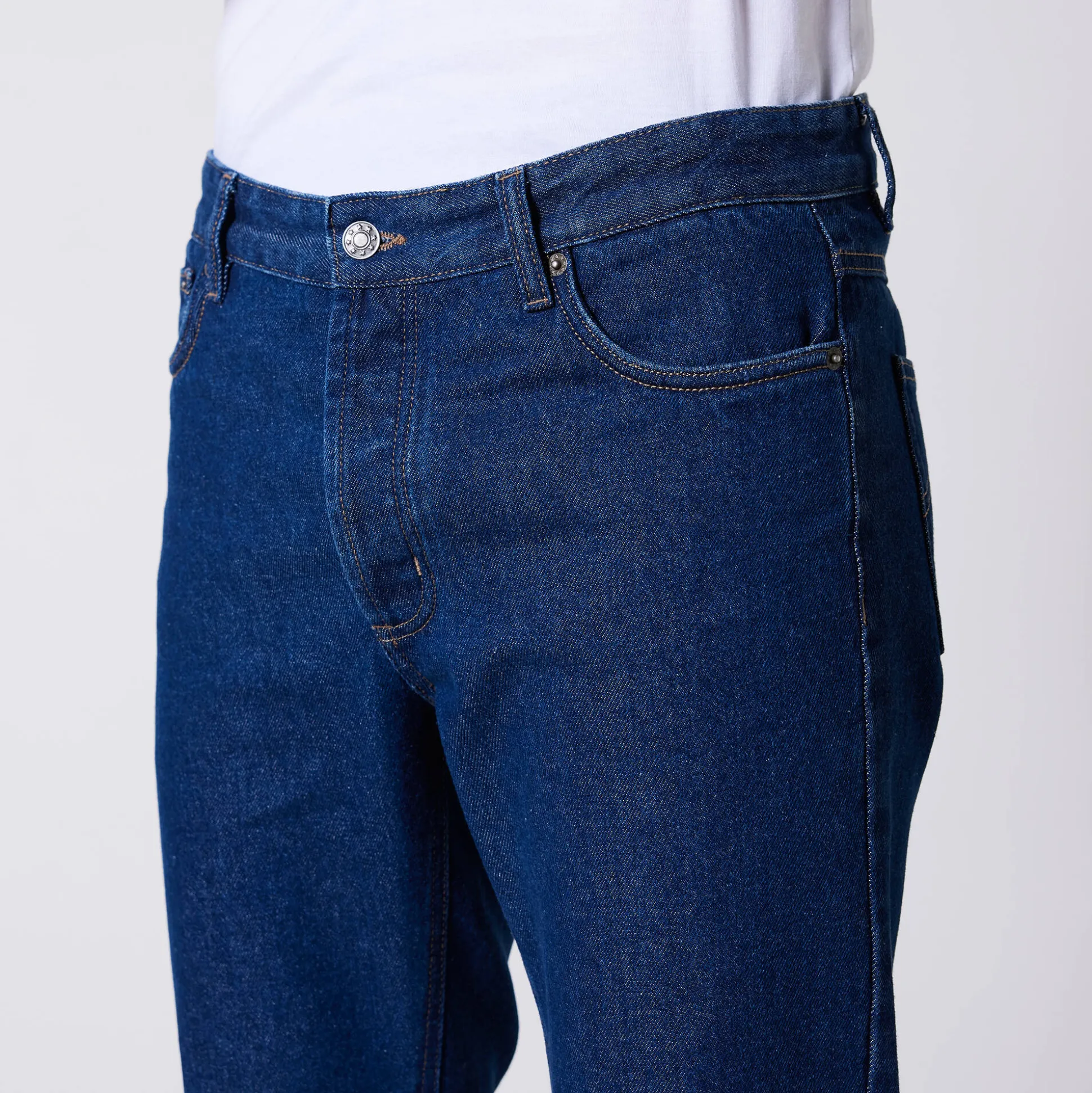 Authentieke jeans in recht model - binnenpijplengte 72 cm