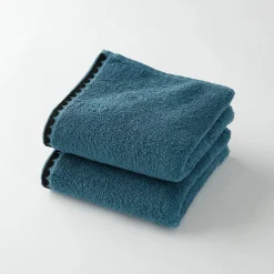 Badstof, afgewerkt met fantasieborduursel - 420g/m2