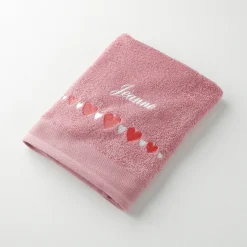 Badstof met geborduurde hartjes, personaliseerbaar