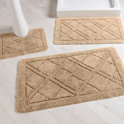 Badtapijtje met ruitjesmotief