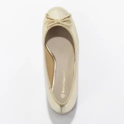 Ballerina's met klein hakje
