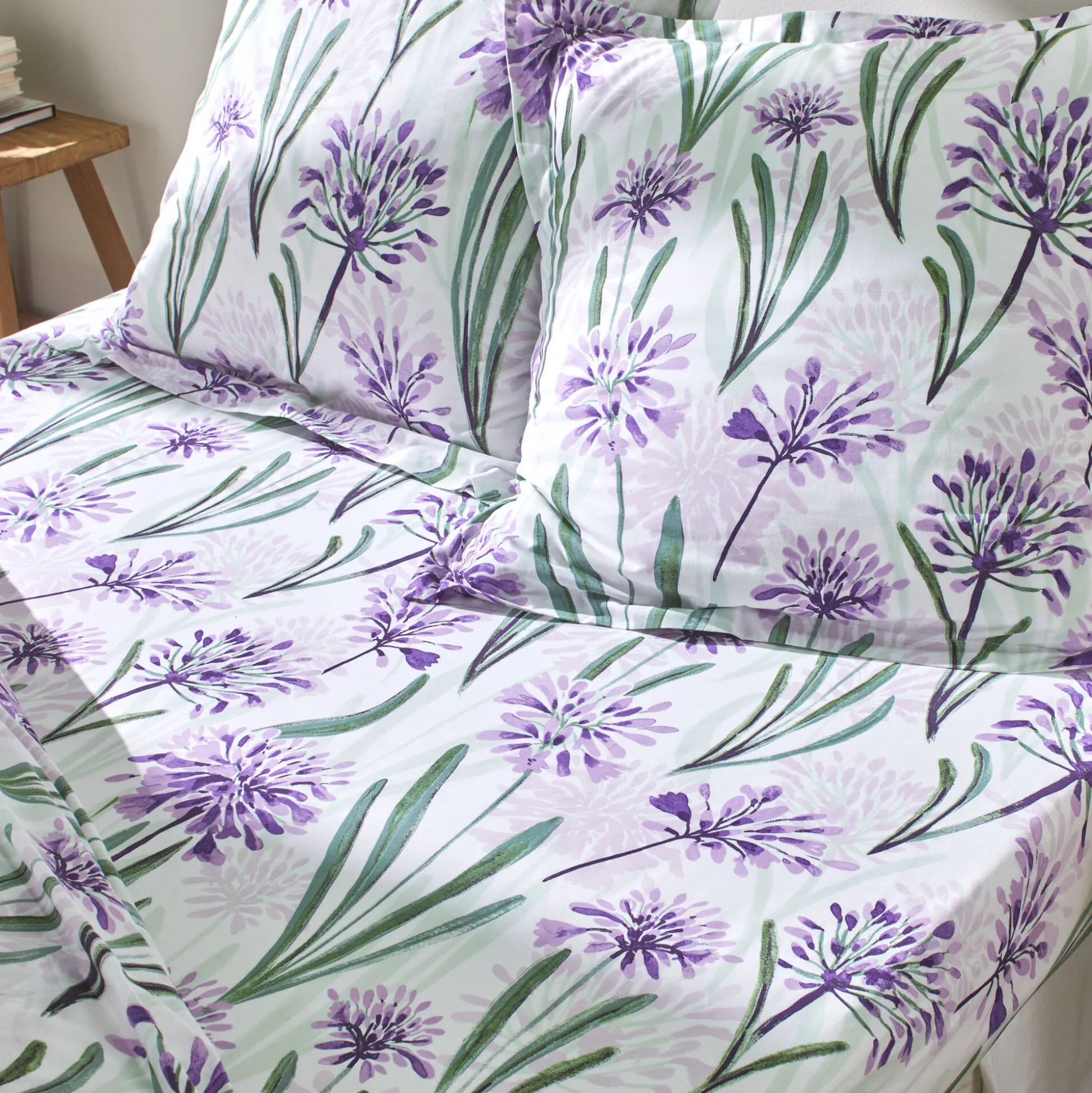Bedlinnen Agapanthe in katoen, met bloemenprint