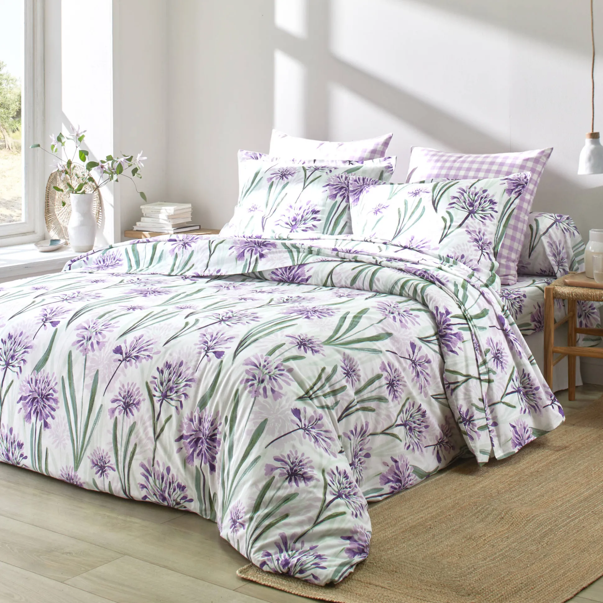 Bedlinnen Agapanthe in katoen, met bloemenprint