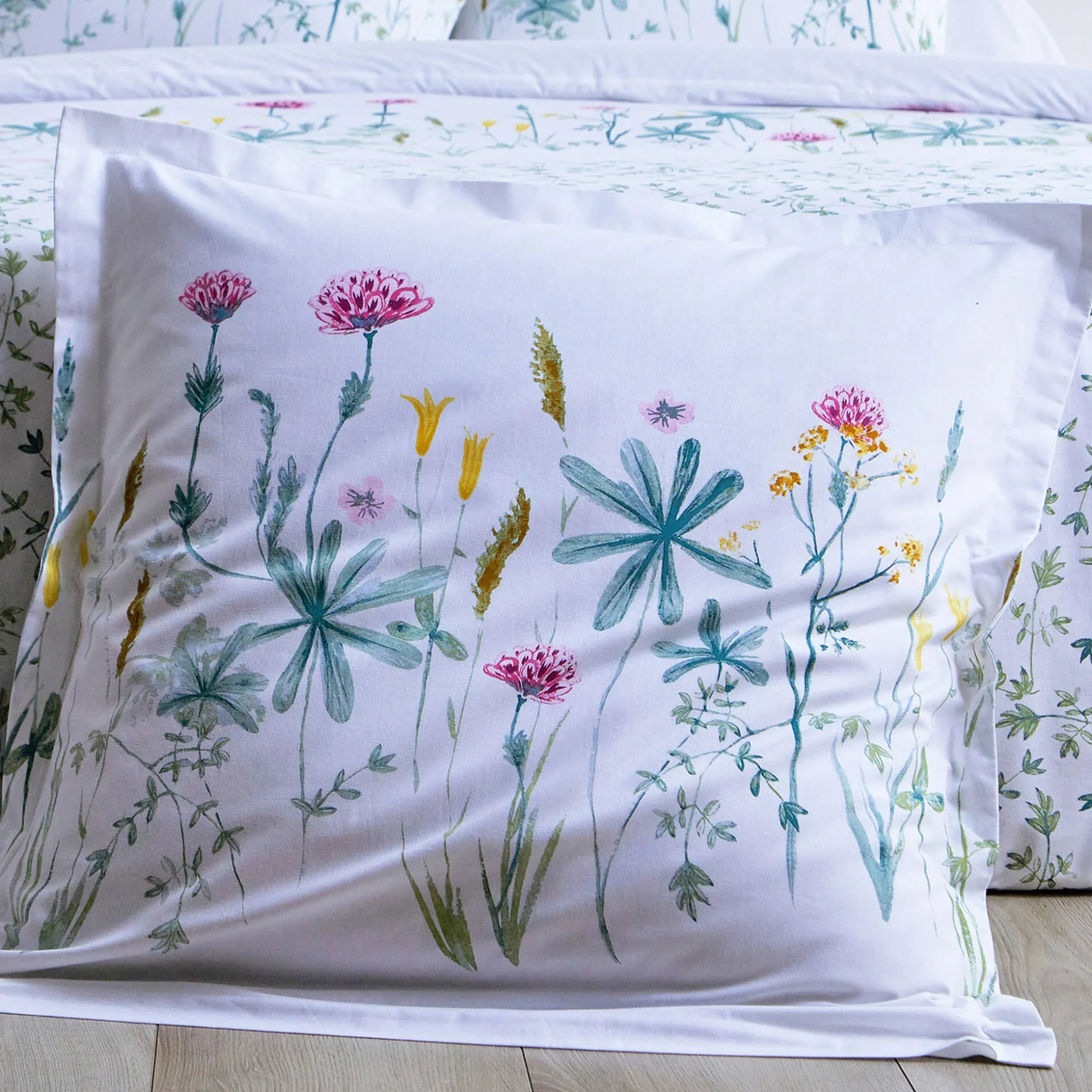 Bedlinnen Julie in katoen met plantenprint