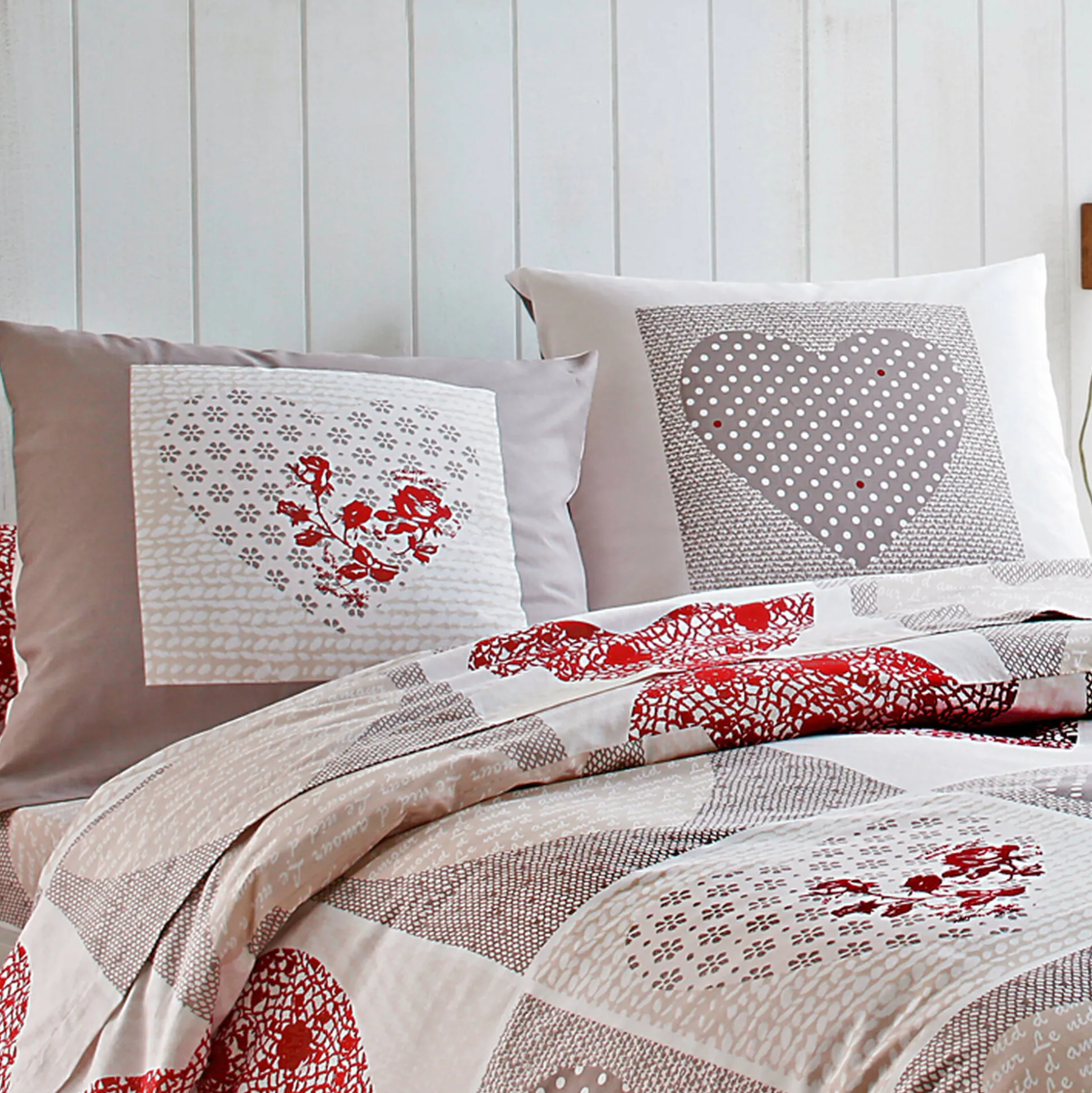 Bedlinnen Lovely in flanel met hartjesprint
