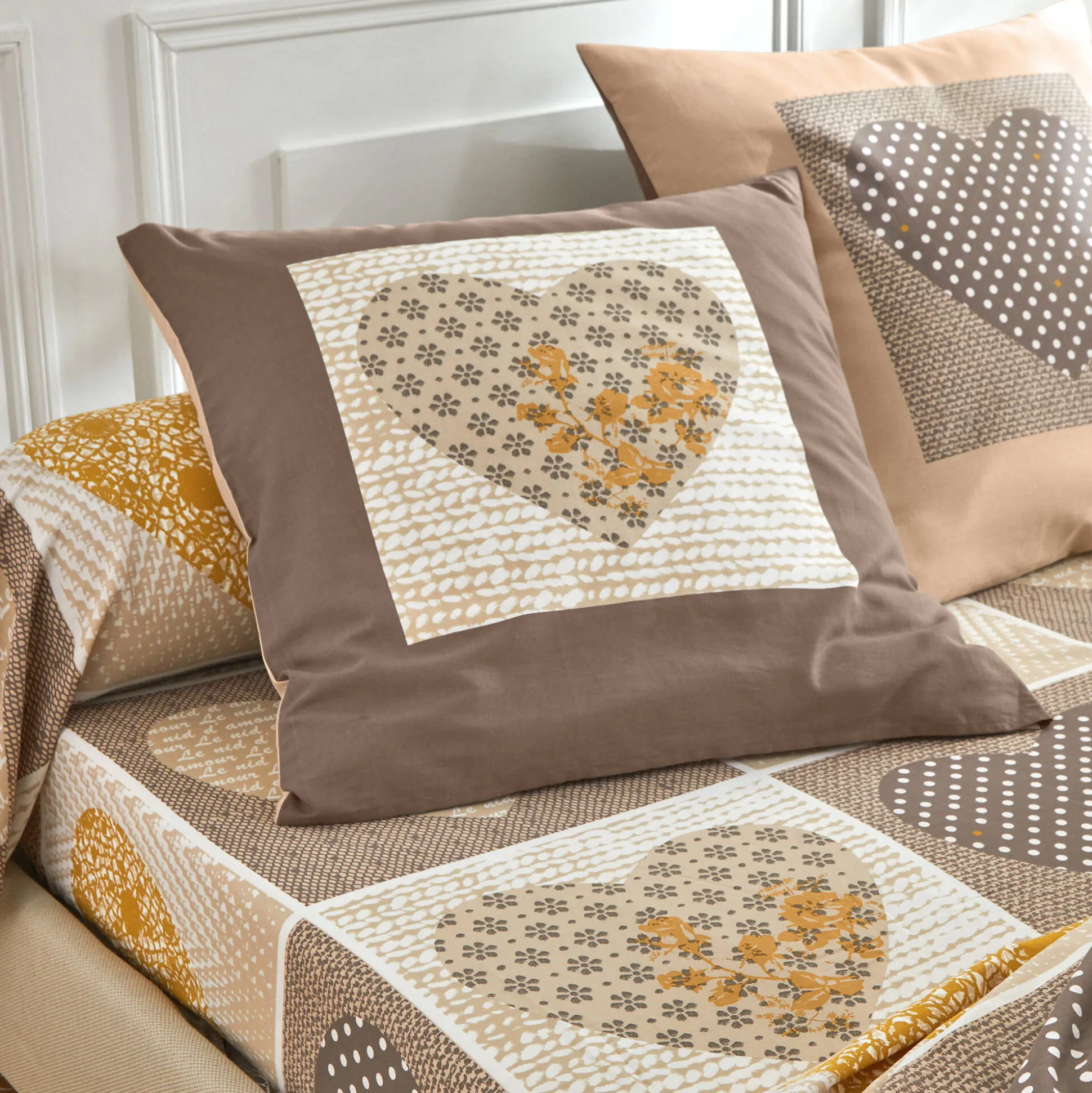 Bedlinnen Lovely in flanel met hartjesprint