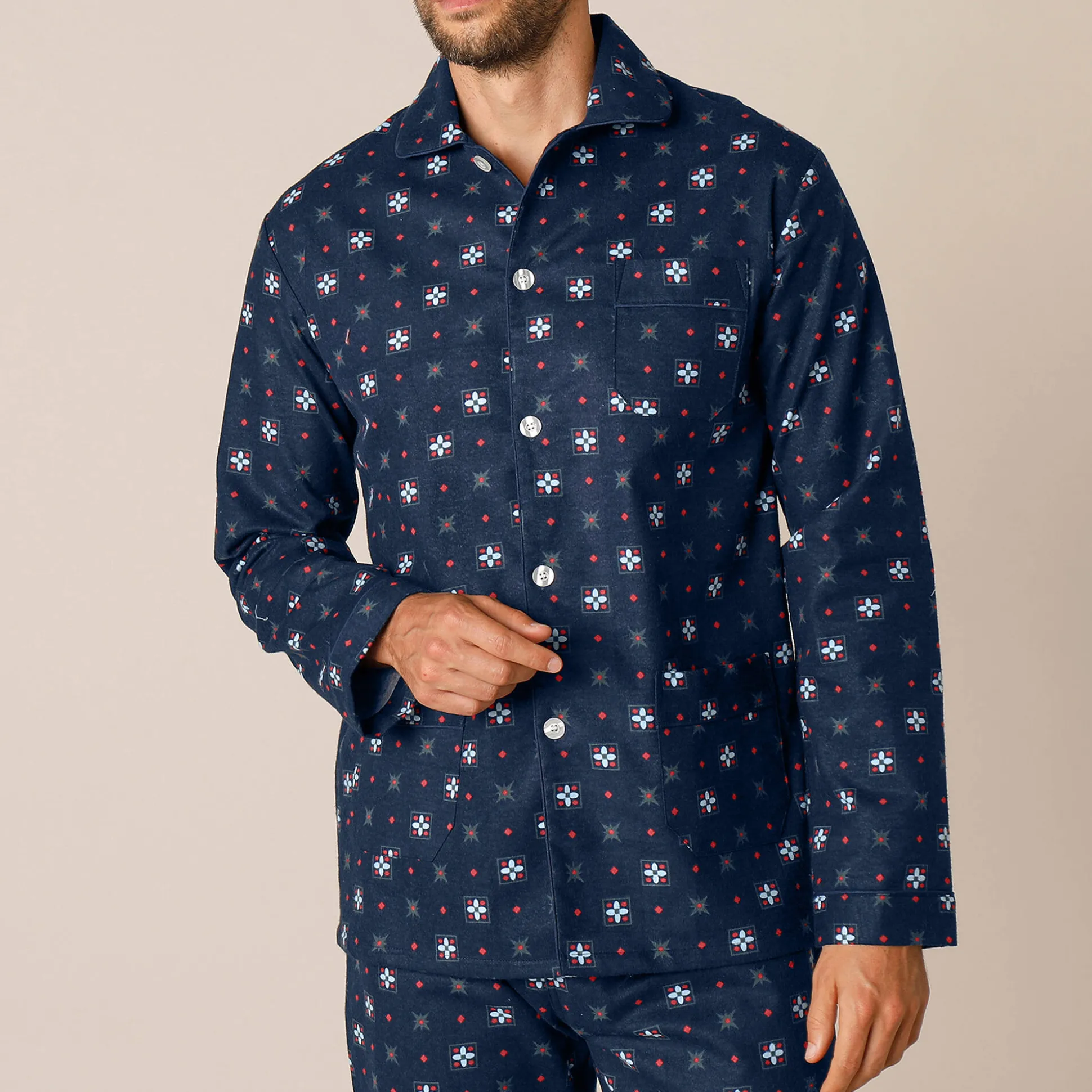 Bedrukte pyjama met knopen, in flanel