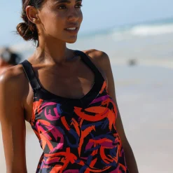 Bedrukte tankini met gekruiste rug Lohena, voorgevormde cups