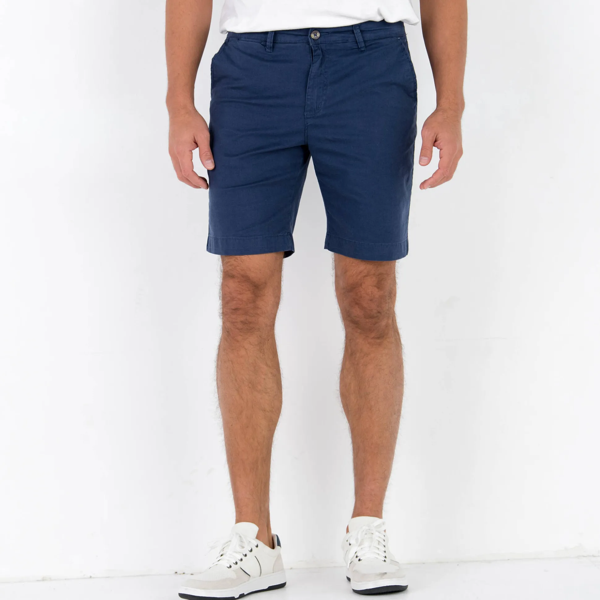 Bermuda chino ceinture arrondie sous le ventre