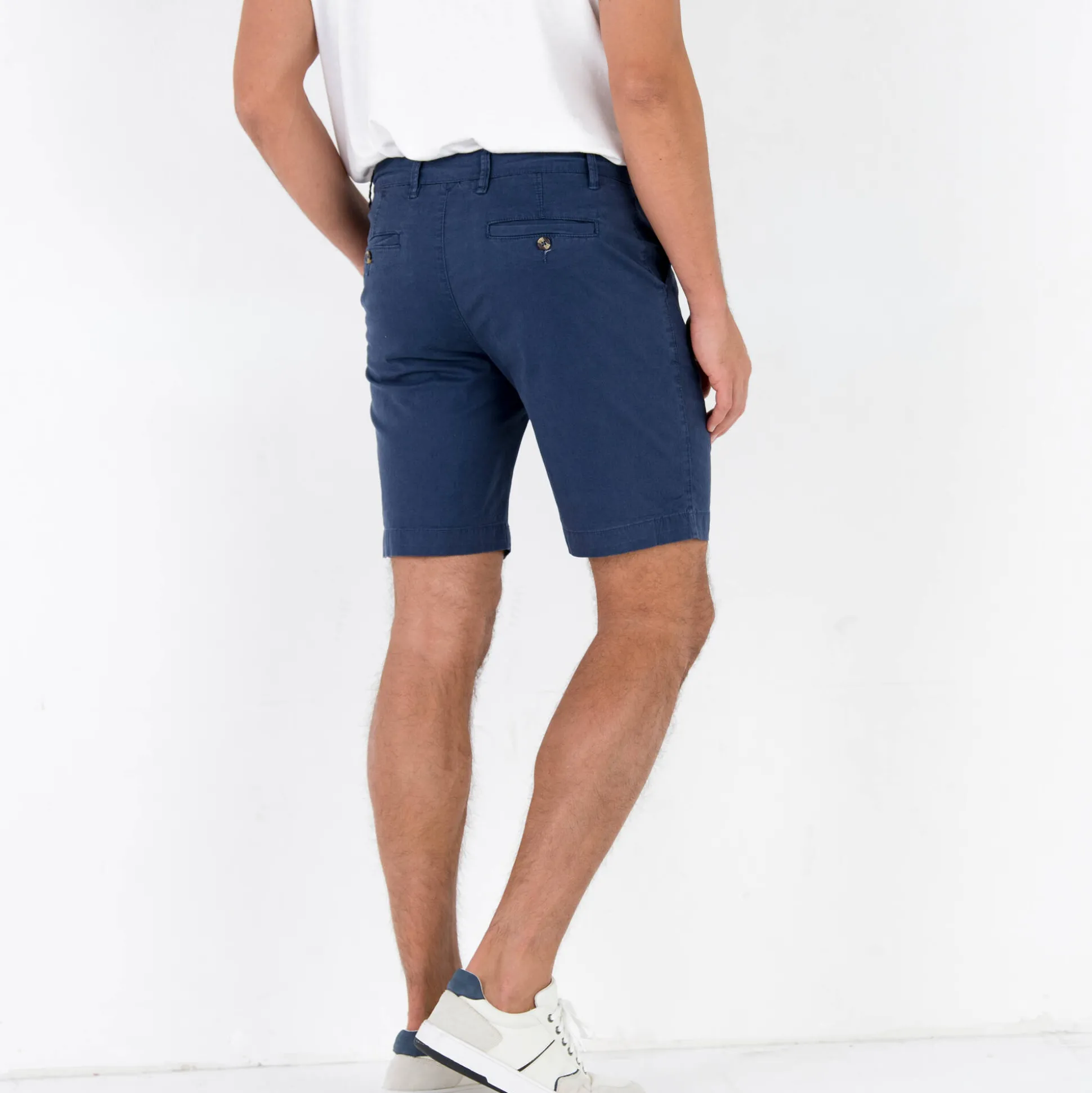 Bermuda chino ceinture arrondie sous le ventre