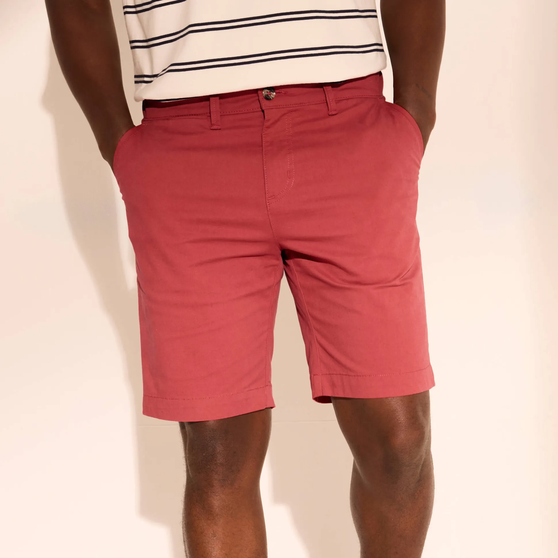 Bermuda chino ceinture arrondie sous le ventre