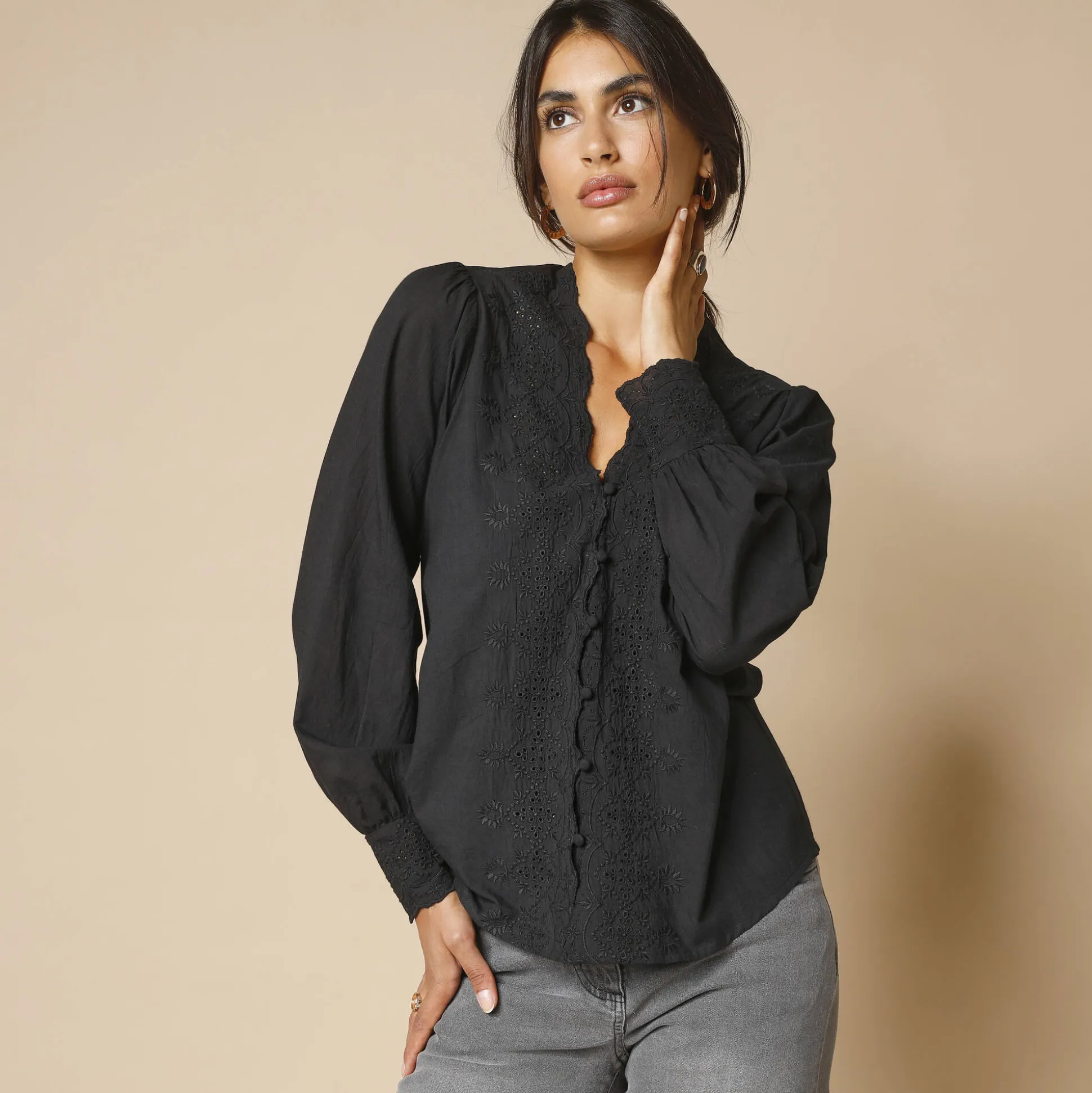 Bloes met broderie anglaise, katoen