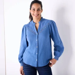 Bloes met knoopsluiting en macramé, katoengaas