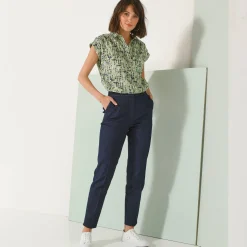 Bloes met korte mouwen en omslag, minimalistische print
