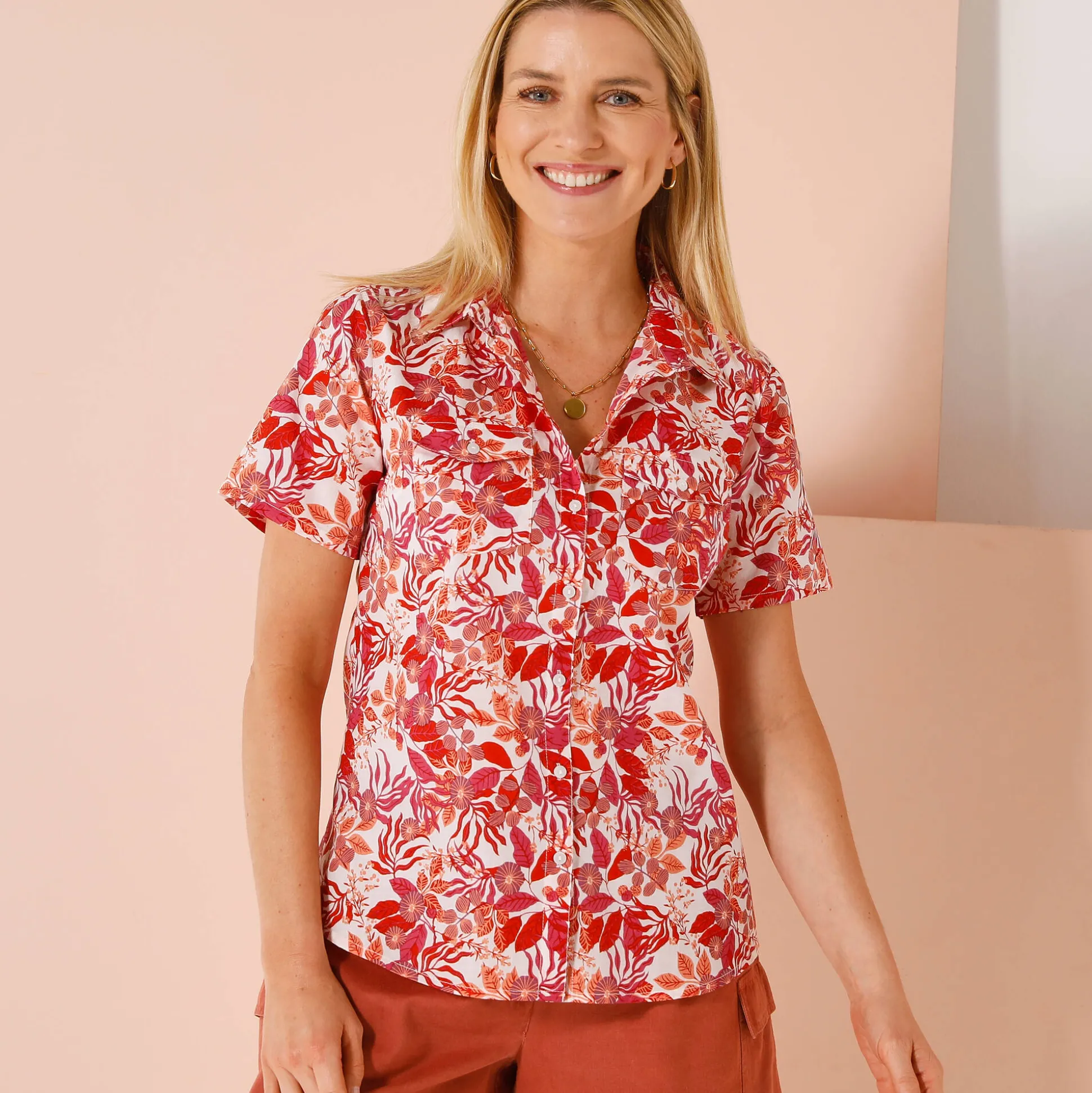 Bloes met korte mouwen en bloemenprint
