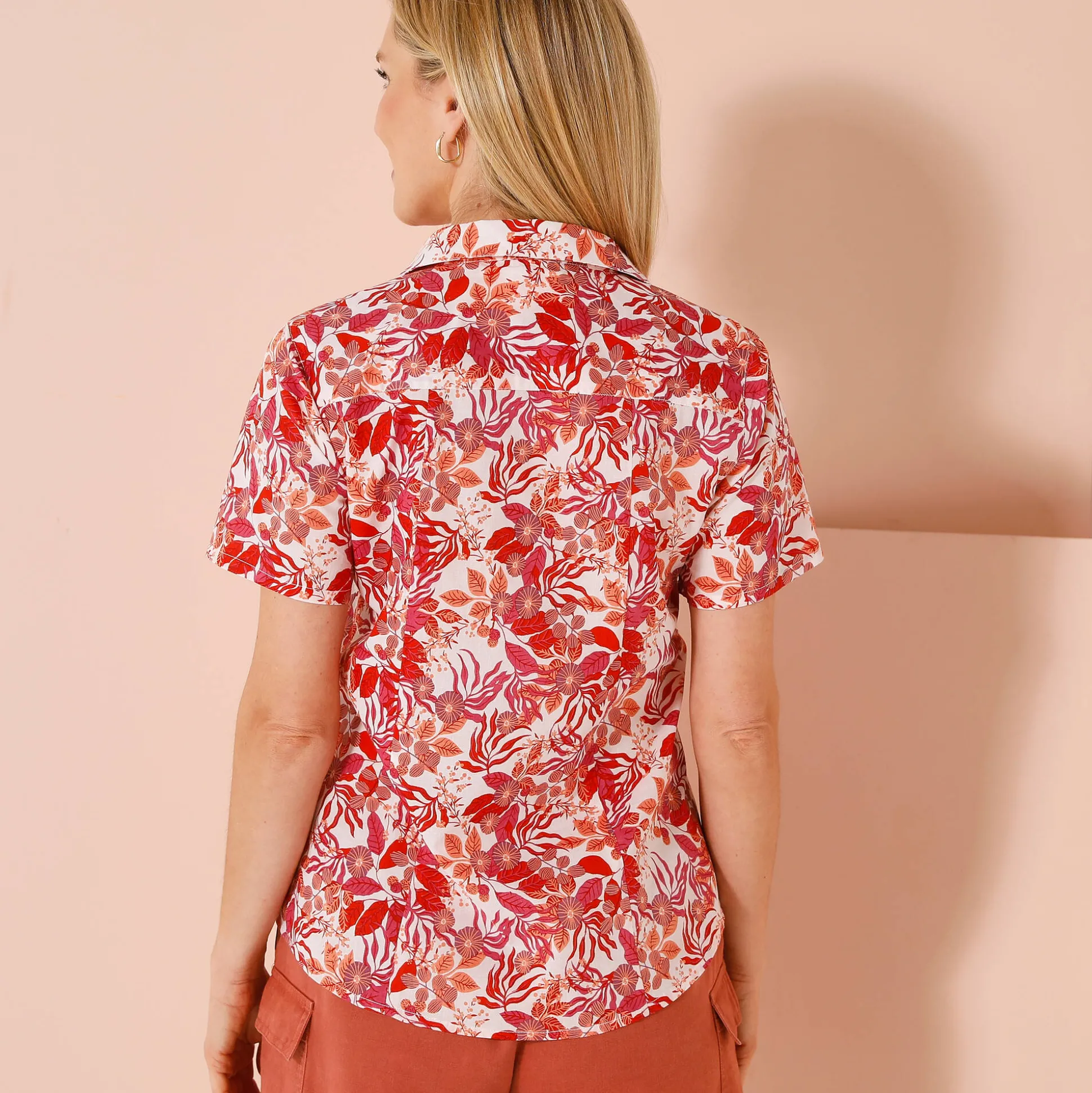 Bloes met korte mouwen en bloemenprint