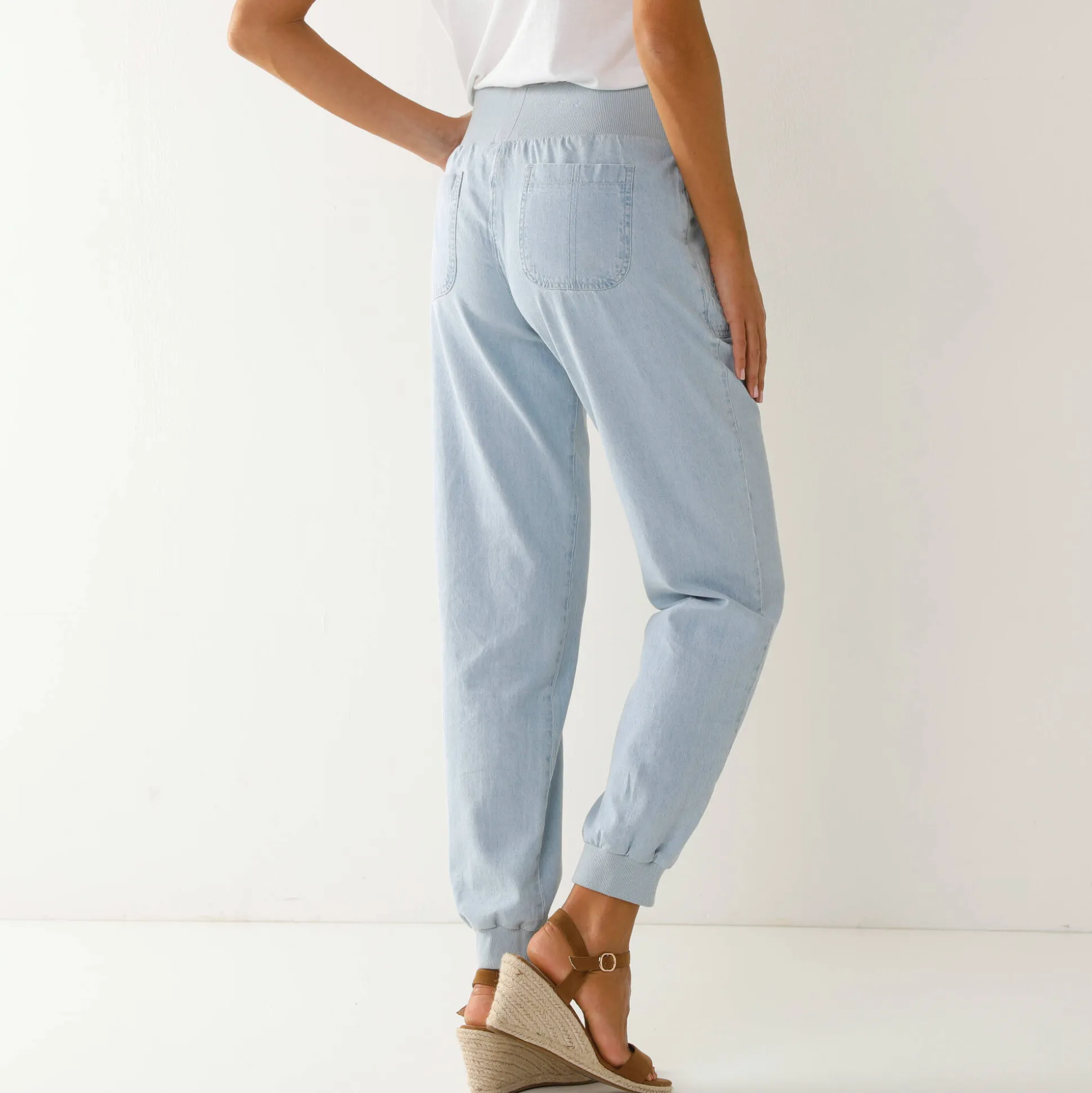 Bloezende jeans met elastische taille