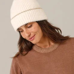 Bonnet détails brillants