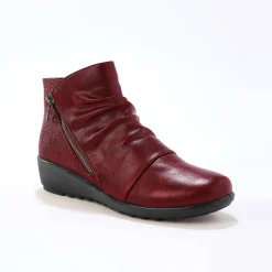 Boots met sleehak en rits, getextureerd effect achter