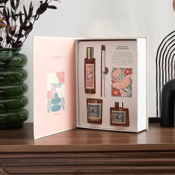 Box met geurkaars en huisparfums