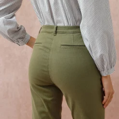 Broek in 'mom' model met hoge taille, stretch