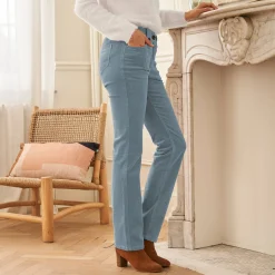 Broek in ribvelours met recht model