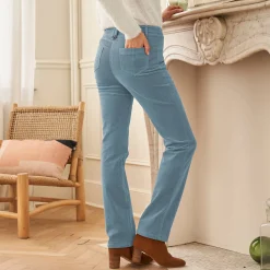 Broek in ribvelours met recht model