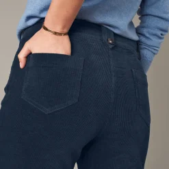 Broek in ribvelours met recht model