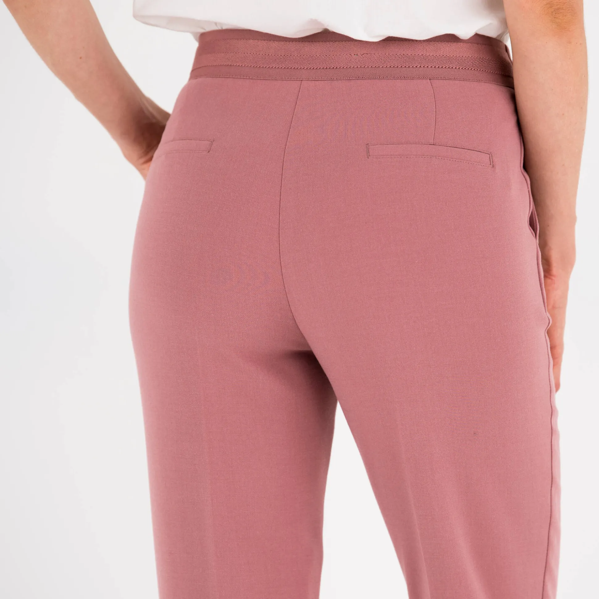 7/8-broek in slimmodel, effen