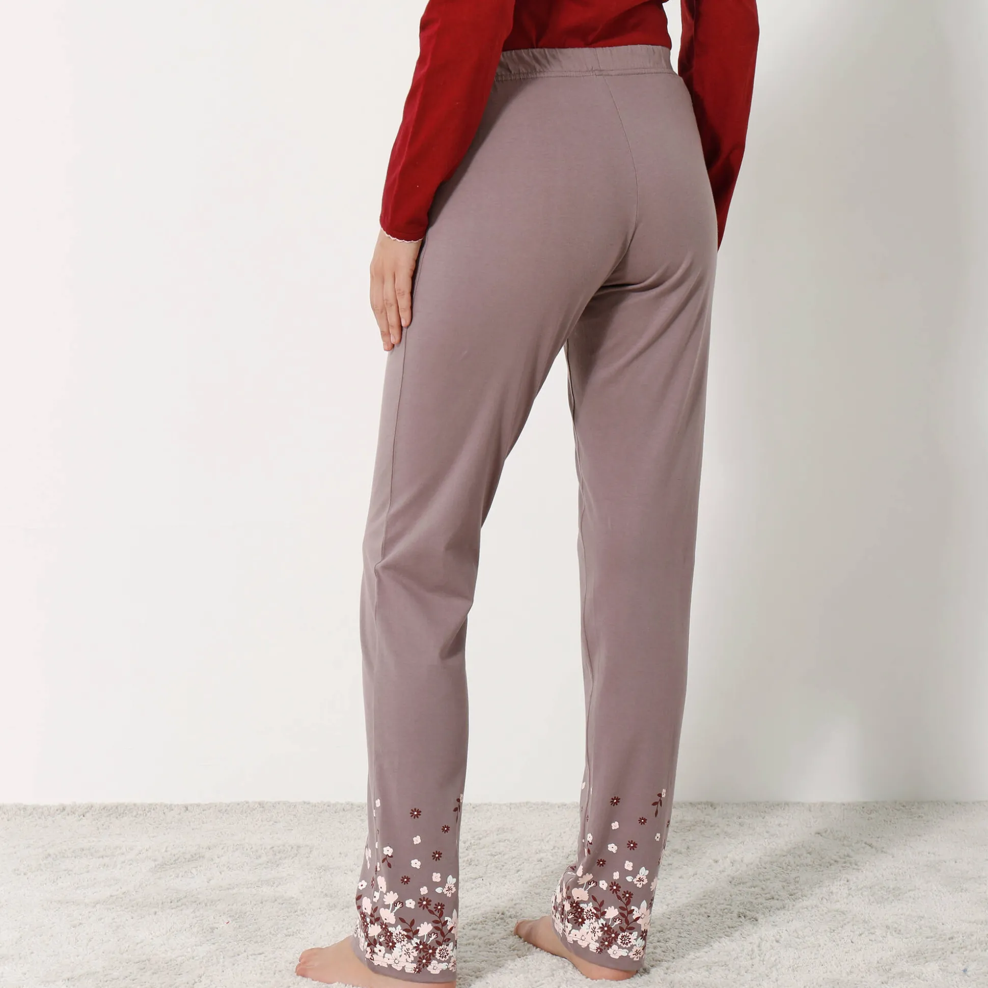 Broek met bloemenprint onderaan - katoenjersey