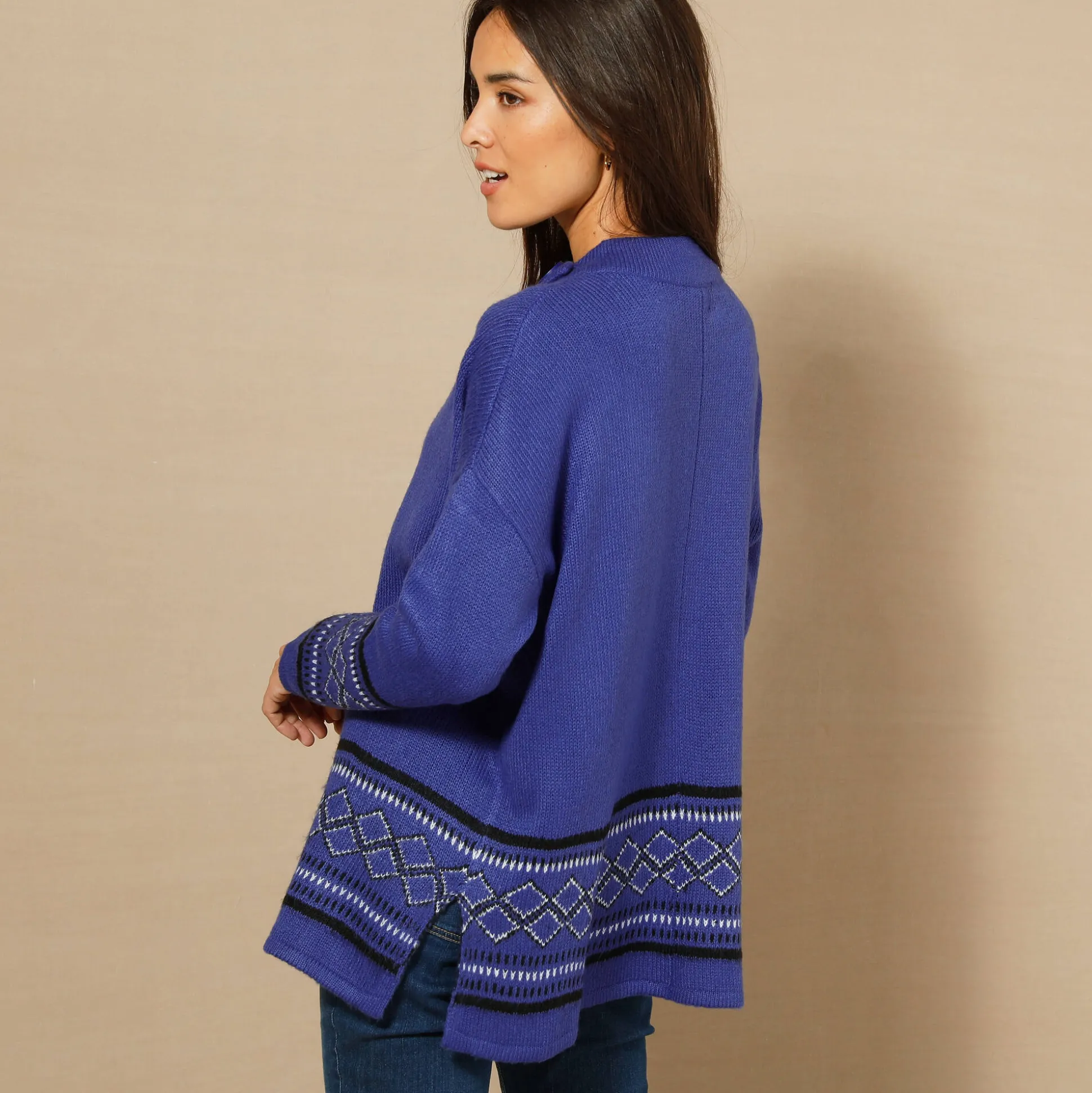 Capevest in jacquard, opstaande hals