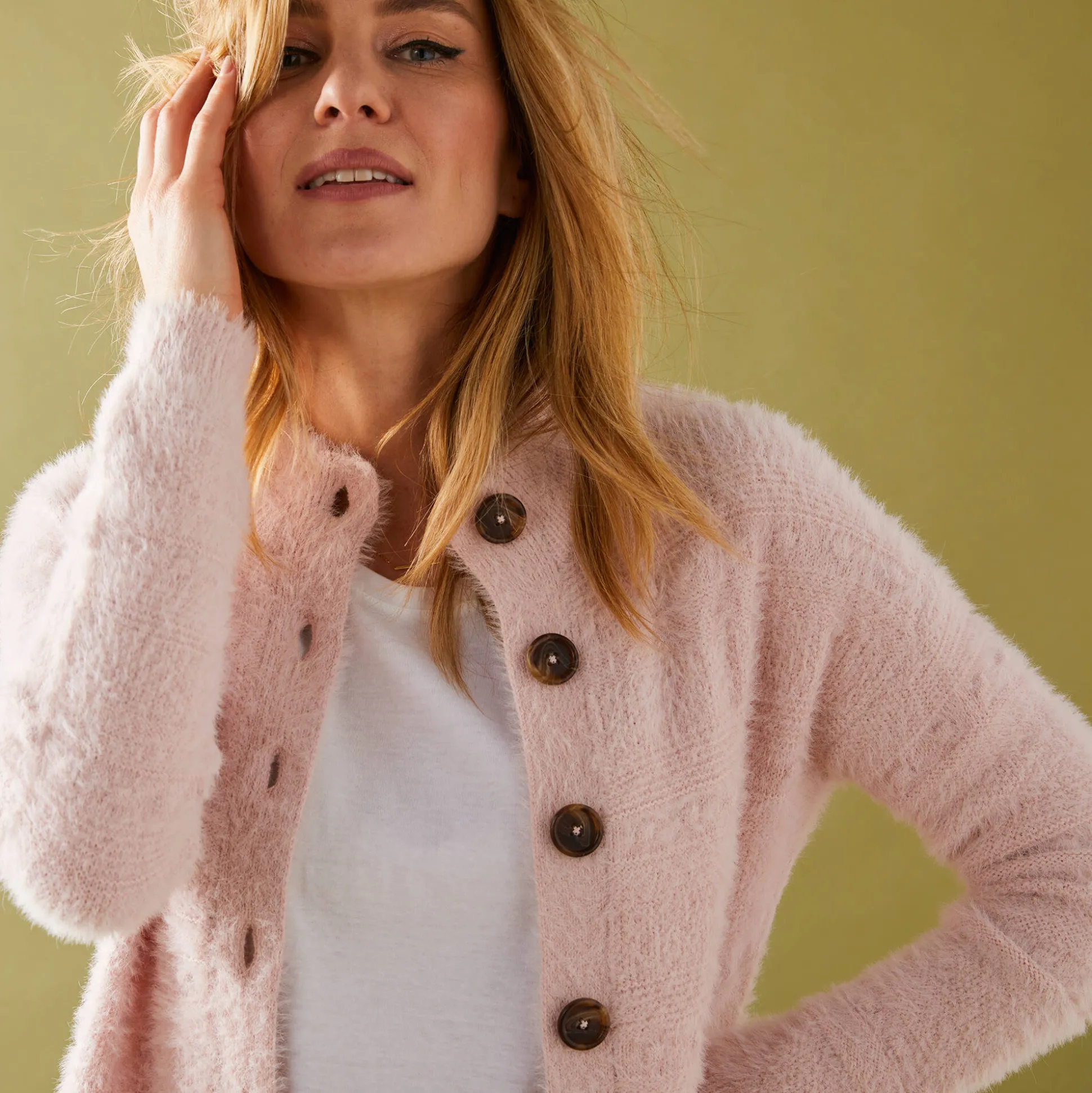 Cardigan in harig fantasietricot met knopen