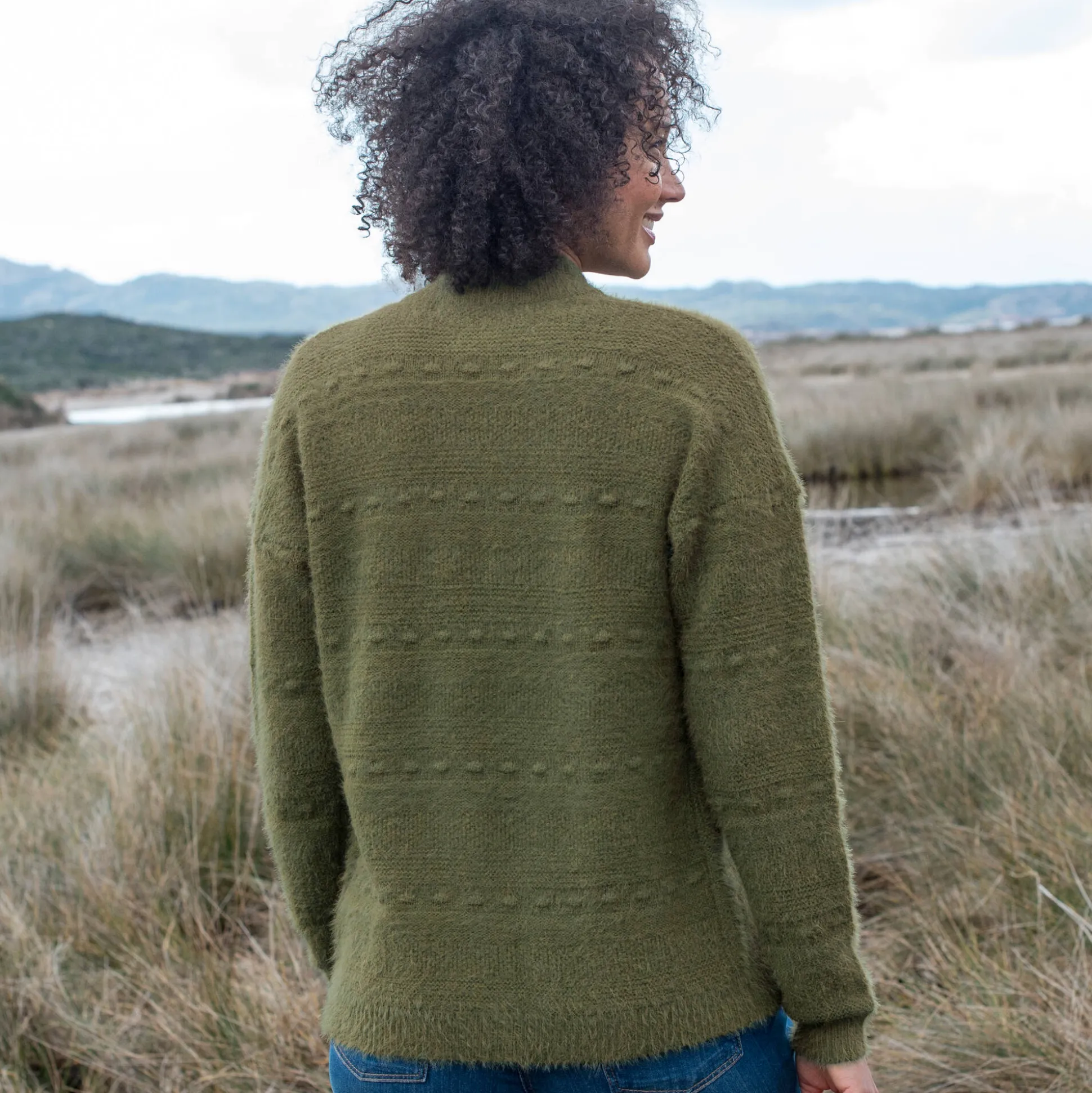 Cardigan in harig fantasietricot met knopen