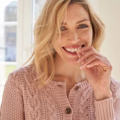 Cardigan in kabeltricot