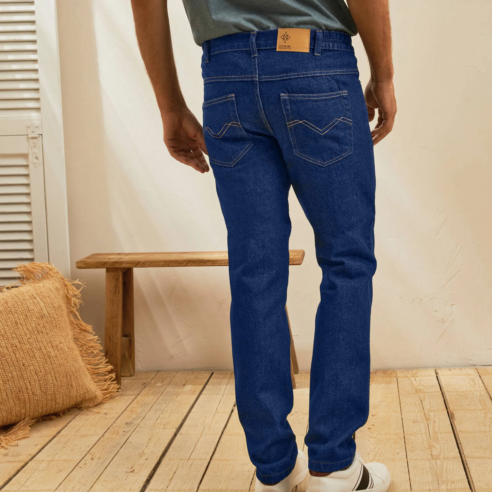 Comfortabele jeans met elastische tailleband - binnenpijplengte 82 cm