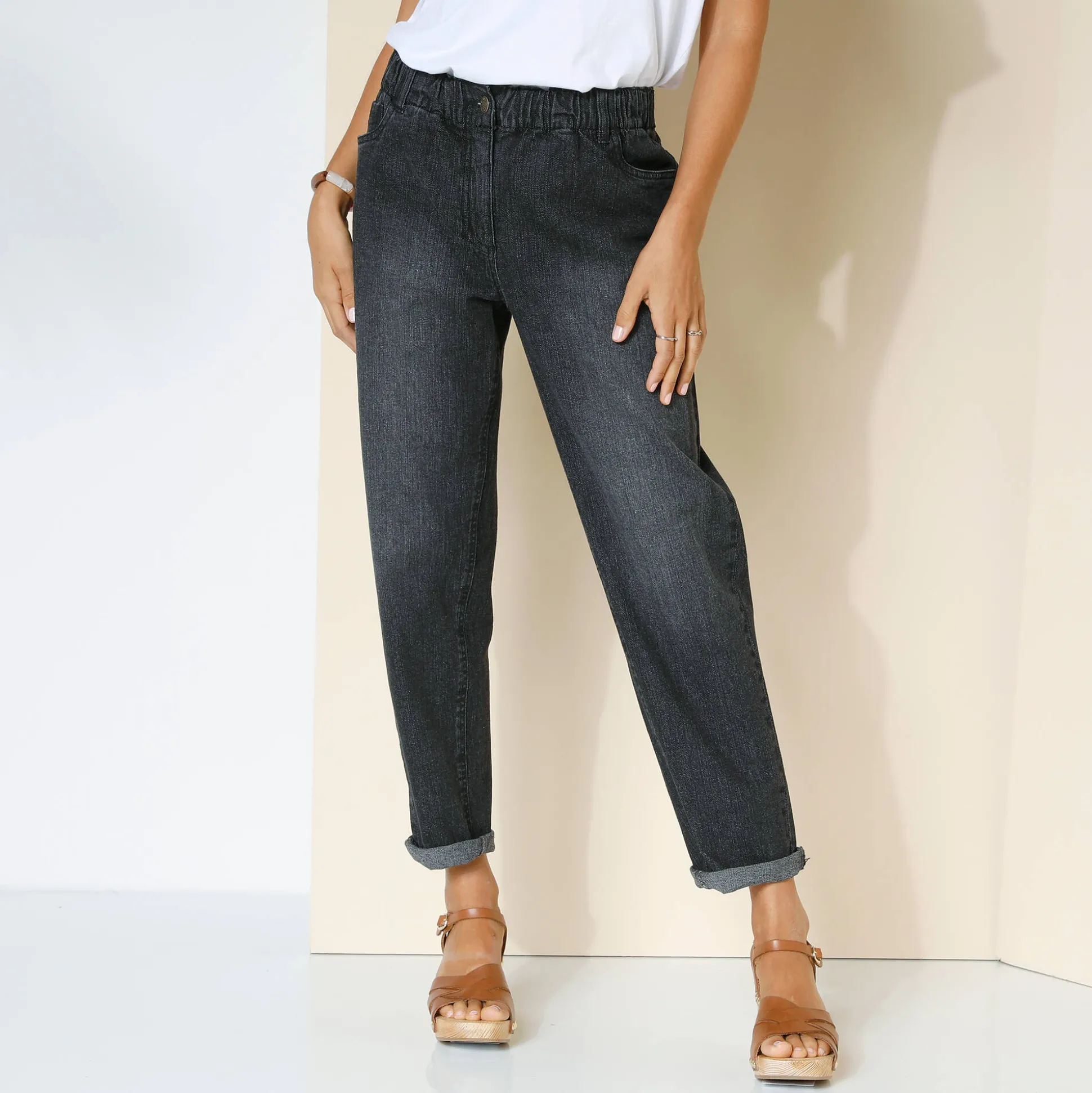 Comfortabele stretchjeans in 'mom' model, elastische taille