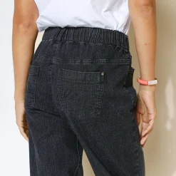 Comfortabele stretchjeans in 'mom' model, elastische taille