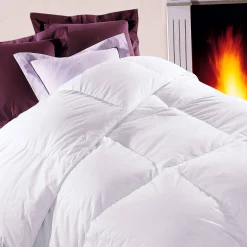 Dekbed met wit ganzendons in luxeversie, voor matig verwarmde slaapkamer