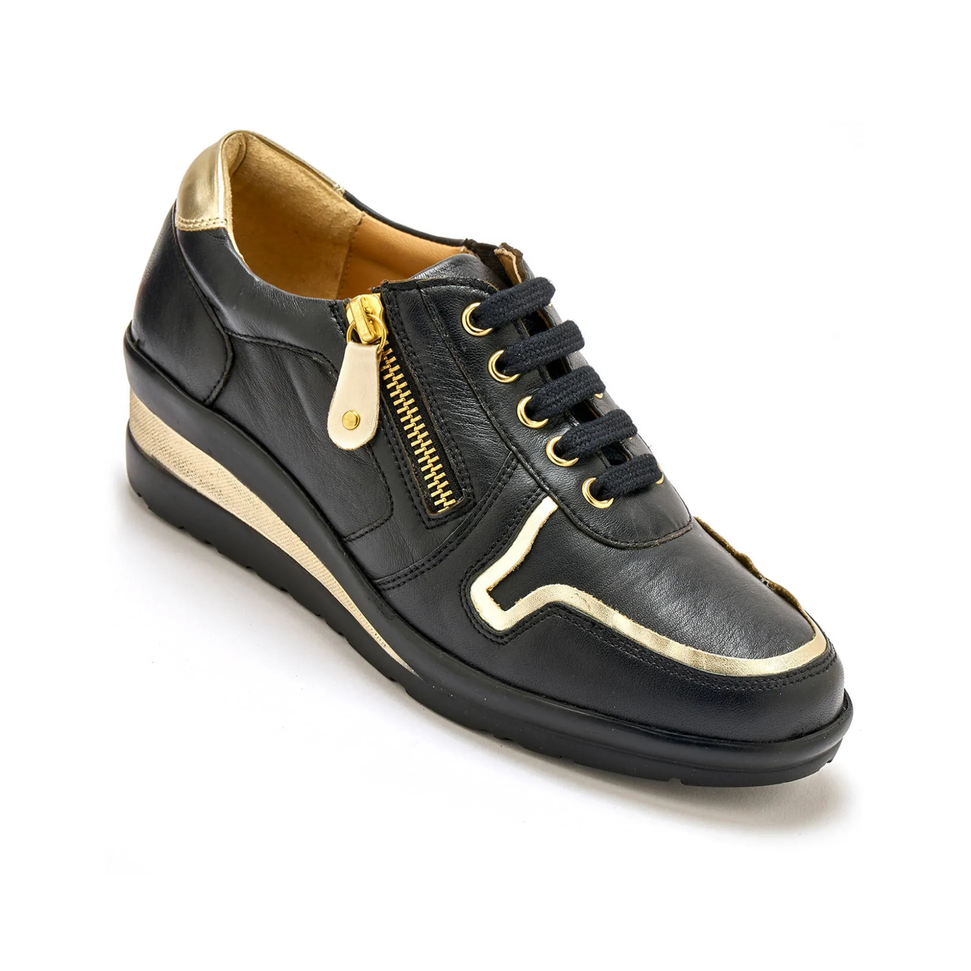 Derby's met comfortbreedte, in leer met metallic details