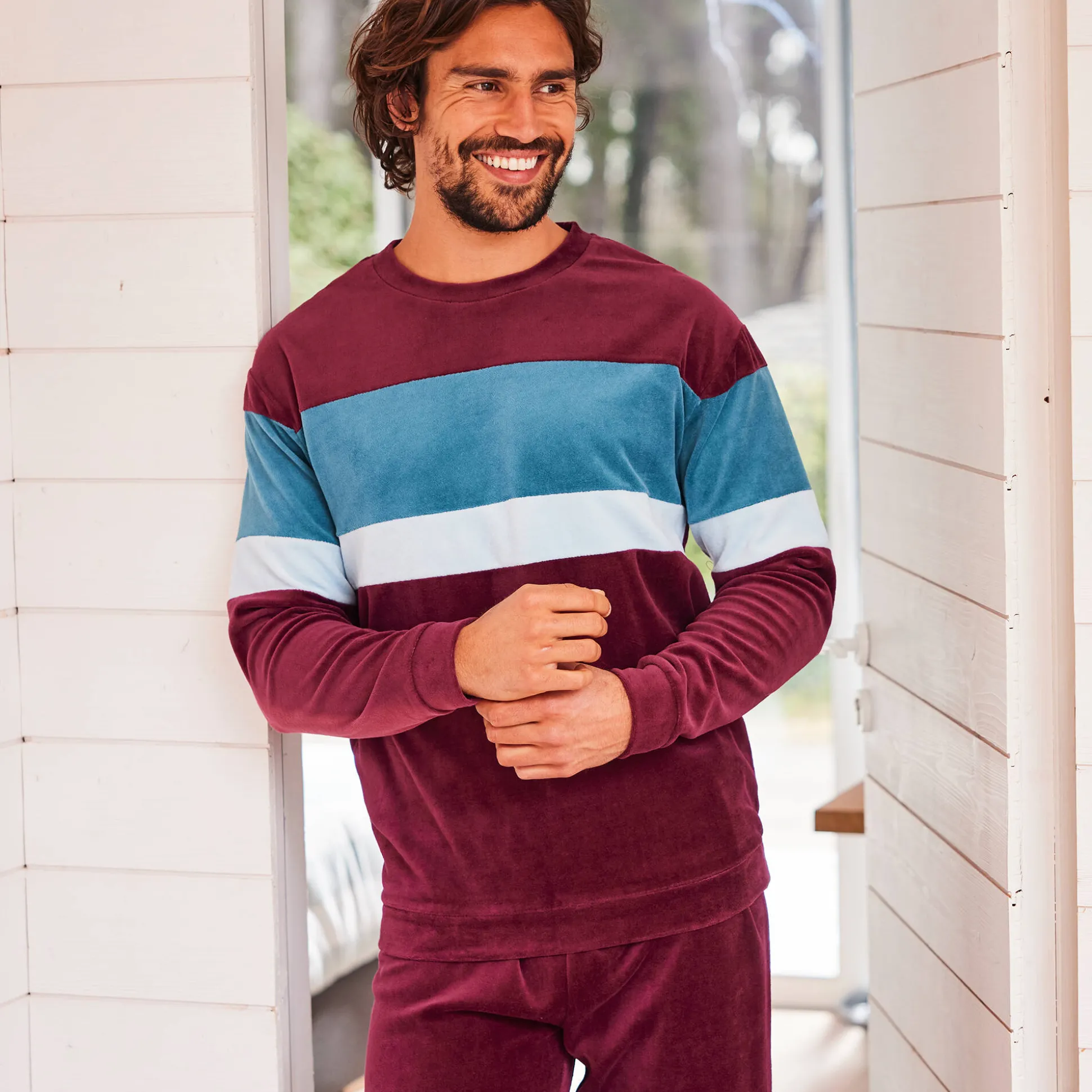 Driekleurige pyjama in velours, lange mouwen