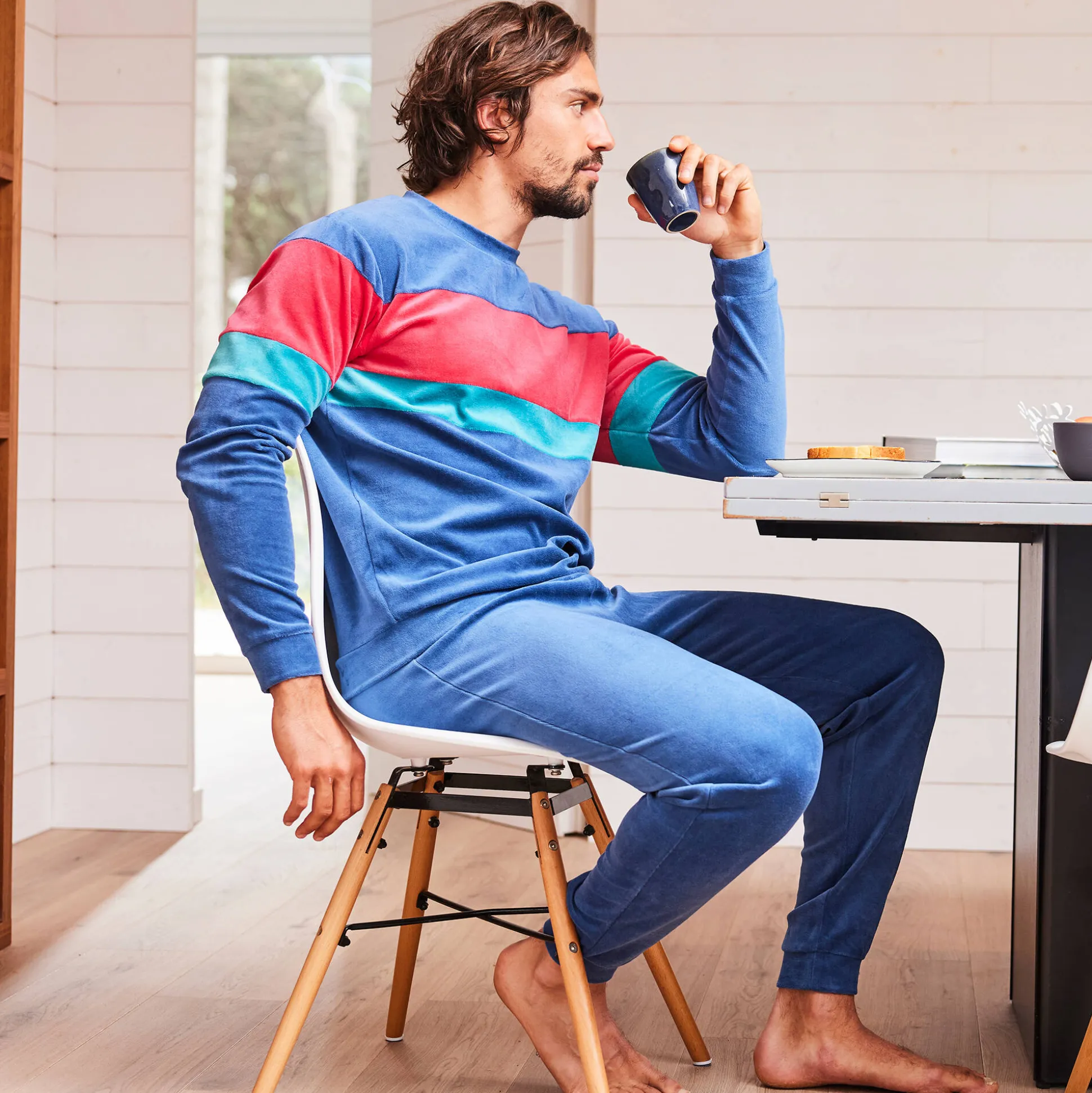 Driekleurige pyjama in velours, lange mouwen