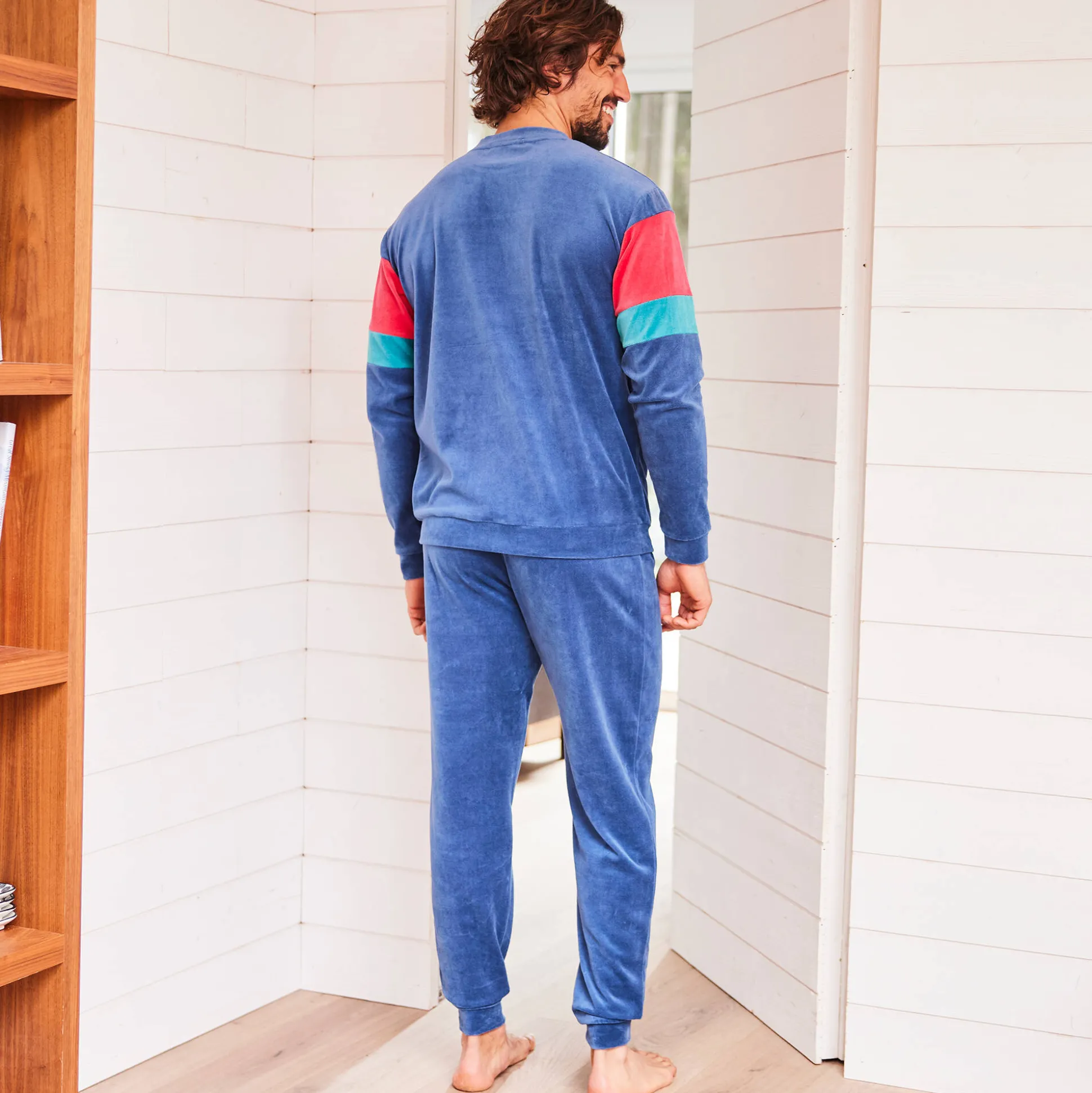Driekleurige pyjama in velours, lange mouwen