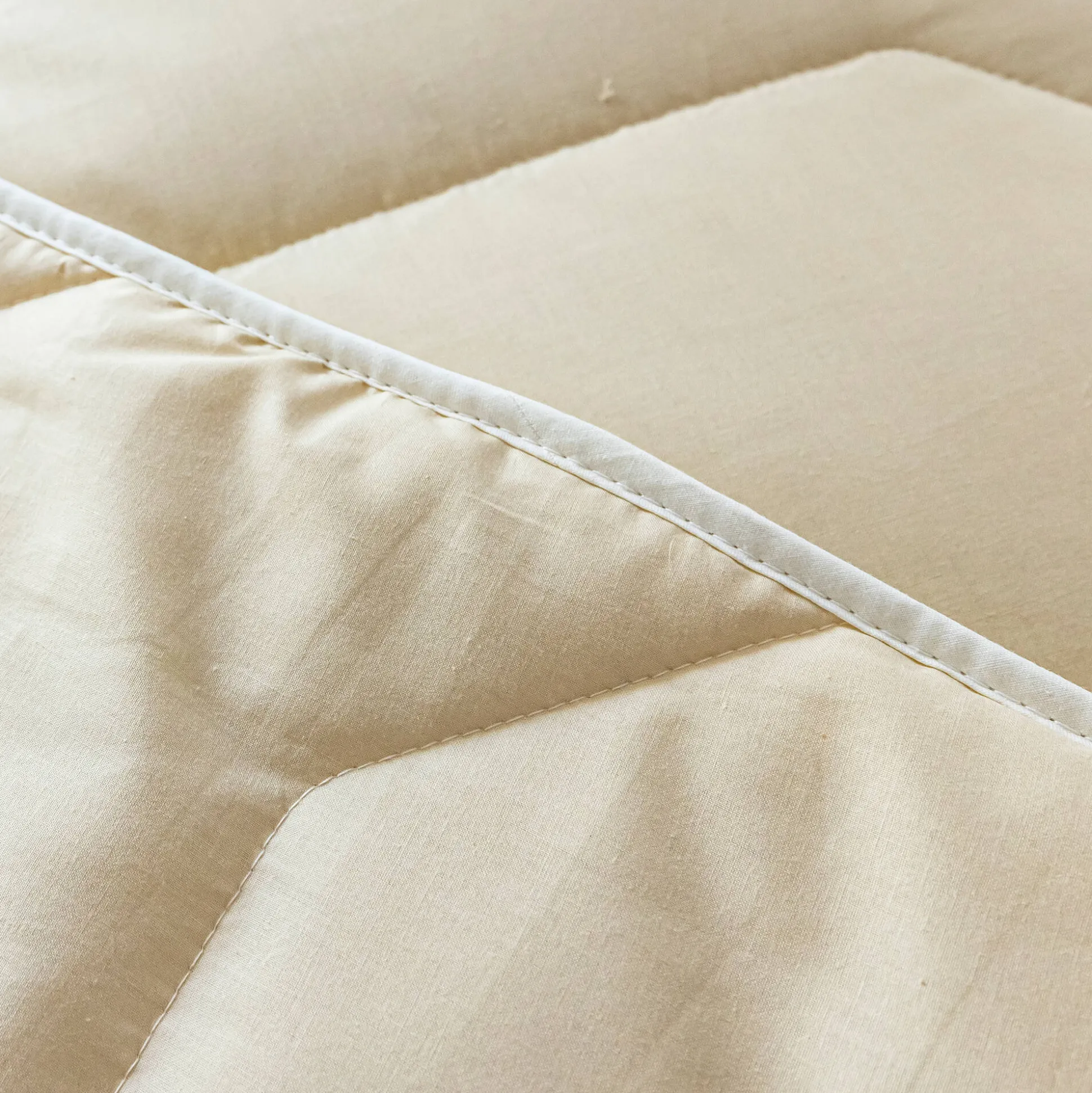 Duo dekbed - dubbele isolatie, lama 2x200 g/m2