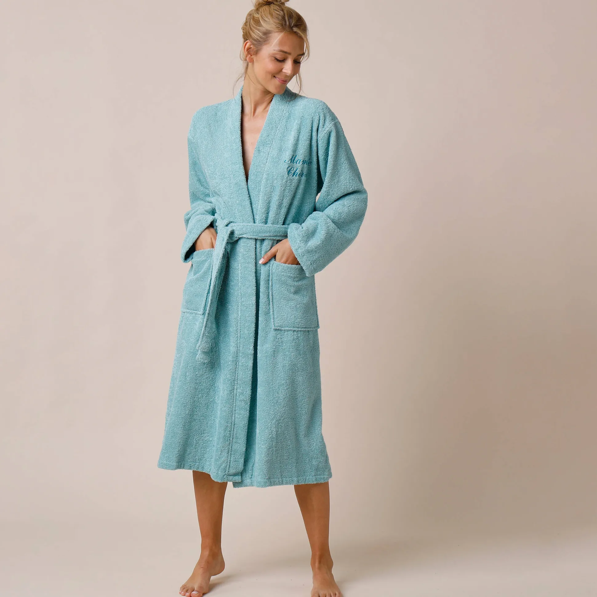 Effen badjas in lusjesbadstof met kimonokraag, volwassenen, gepersonaliseerd