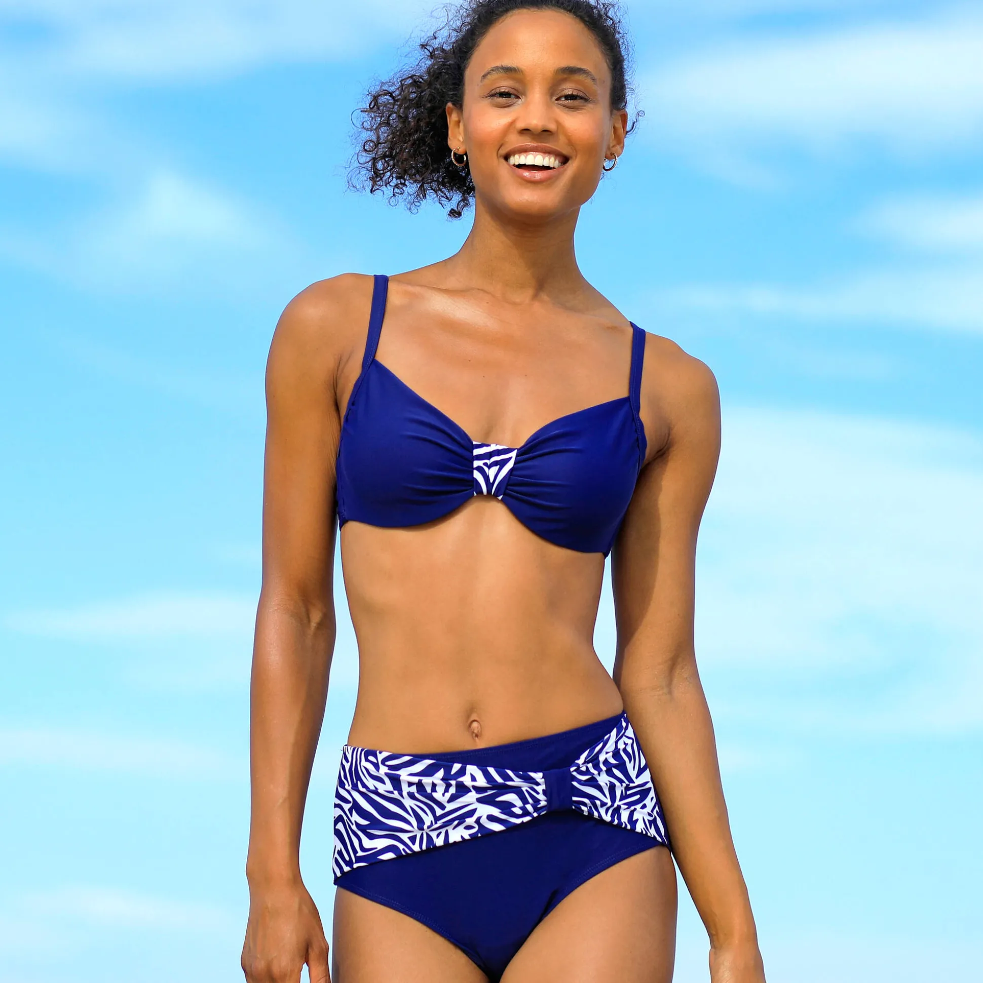 Effen bikinislip met hoge taille - gedrapeerd effect