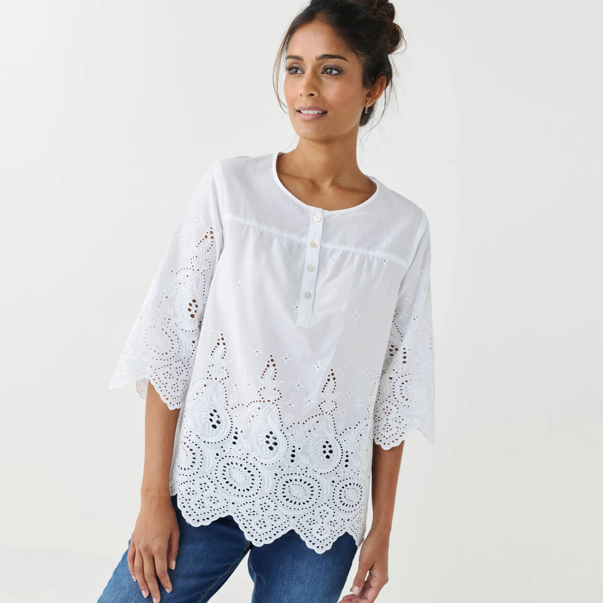 Effen bloes met 3/4-mouwen, broderie anglaise