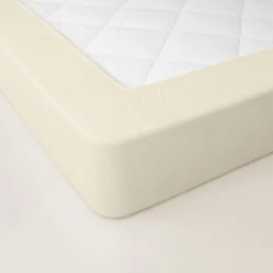 Effen hoeslaken in katoenbatist, hoeken van 40 cm