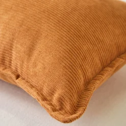 Effen kussen in ribvelours