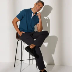 Effen polo in piquétricot, met maokraagje en korte mouwen